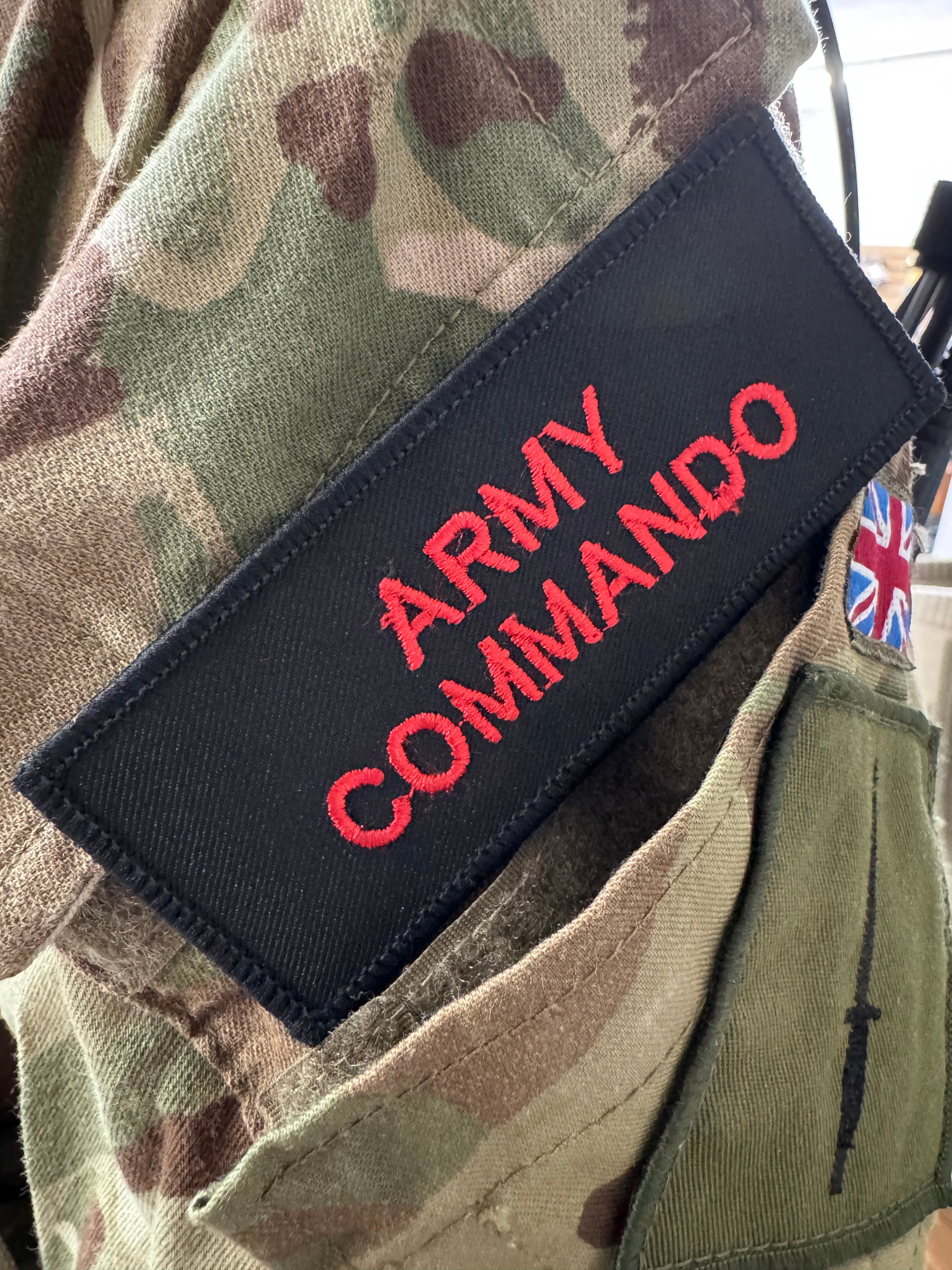 Army Commando Shoulder Flash Red/Black (PAIR)